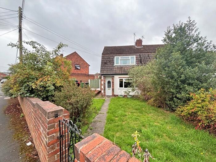3 Bedroom Semi Detached House For Sale In Preston Grove, Trench, TF2
