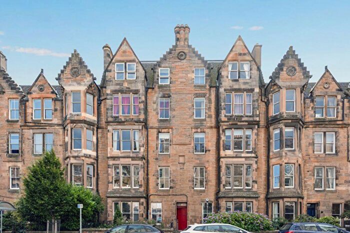 2 Bedroom Flat For Sale In / Warrender Park Road, Marchmont, Edinburgh, EH9