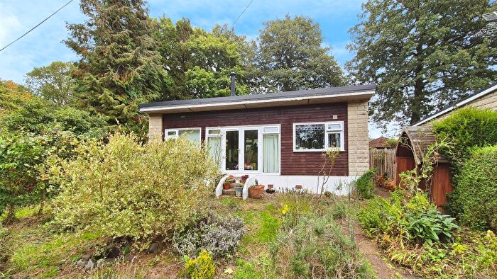 1 Bedroom Bungalow For Sale In Cleeve Park, Chapel Cleeve, Minehead, TA24