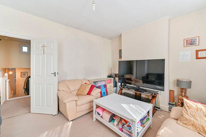 1 Bedroom Flat For Sale In Gosterwood Street, Deptford, London, SE8
