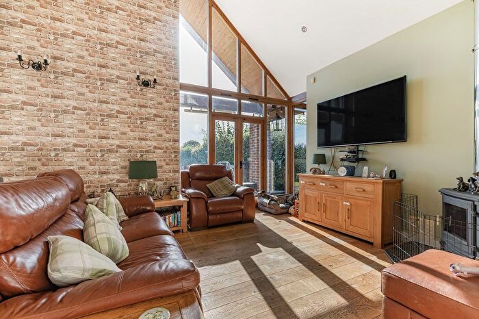 3 Bedroom Barn Conversion For Sale In Heath Green, Medstead, GU34