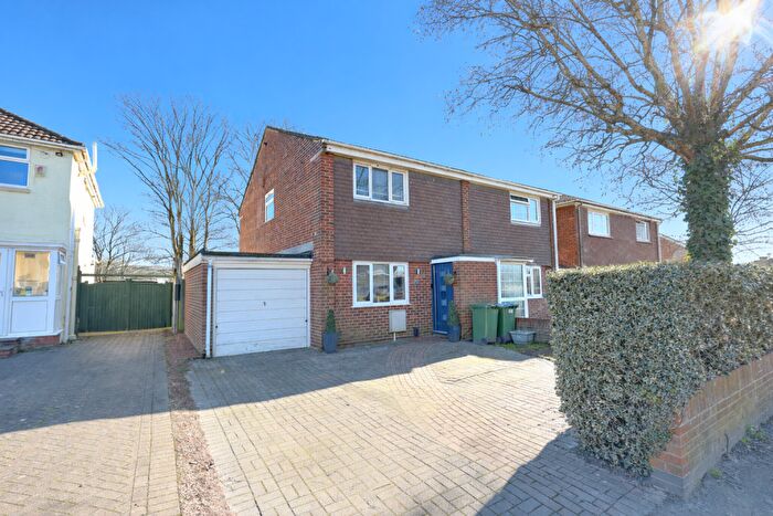 3 Bedroom Semi-Detached House For Sale In Southampton, SO19