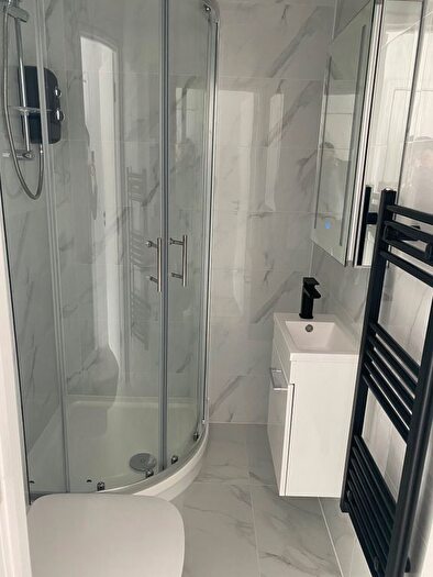 1 Bedroom Flat To Rent In High Road, London, N17