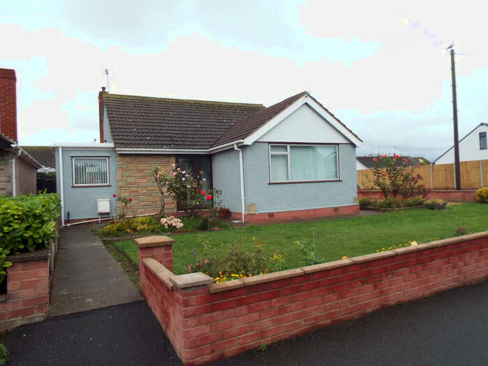 3 Bedroom Bungalow To Rent In Canterbury Drive, Prestatyn, LL19