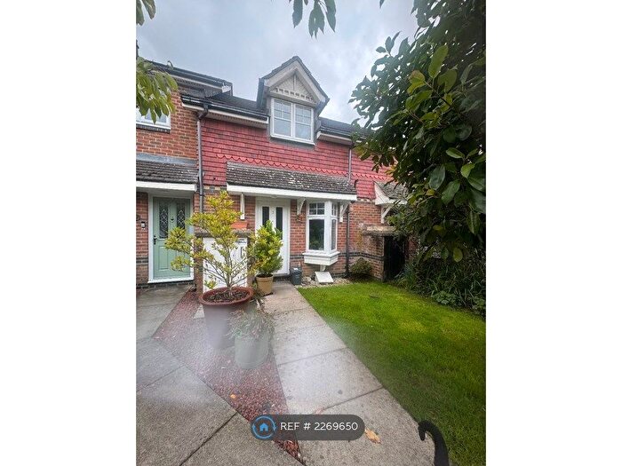 2 Bedroom Terraced House To Rent In Barn Piece, Chandler's Ford, Eastleigh, SO53