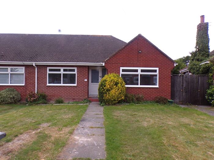 2 Bedroom Bungalow To Rent In Sandringham Close, Wirral, CH47