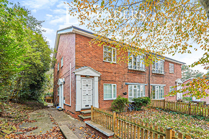 2 Bedroom Terraced House To Rent In Thoresby Court, Nottingham, Nottinghamshire, NG3