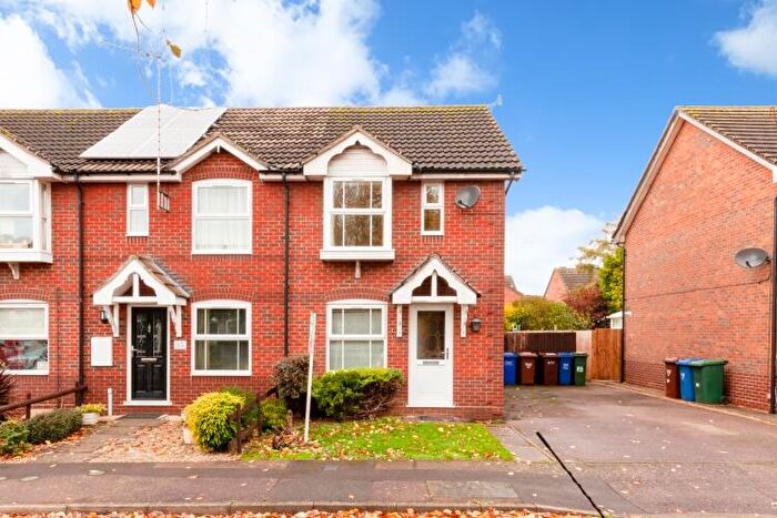 2 Bedroom Semi-Detached House To Rent In Delapre Drive, Banbury, OX16