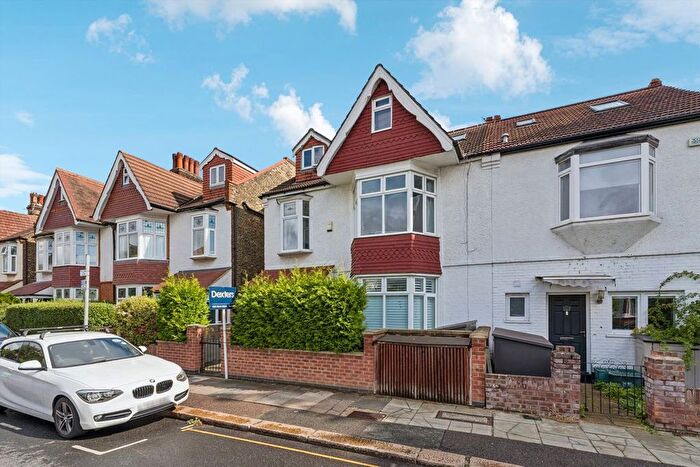 2 Bedroom Flat For Sale In Home Park Road, Wimbledon, SW19