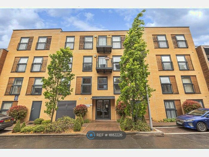 1 Bedroom Flat To Rent In Letchworth Road, Stanmore, HA7