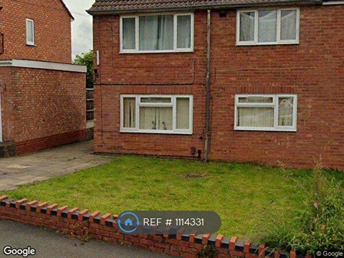 2 Bedroom Maisonette To Rent In Larkfield Road, Redditch, B98