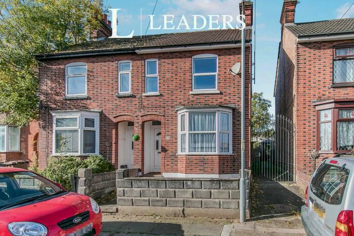3 Bedroom Semi-Detached House To Rent In Wallace Road, Ipswich, IP1