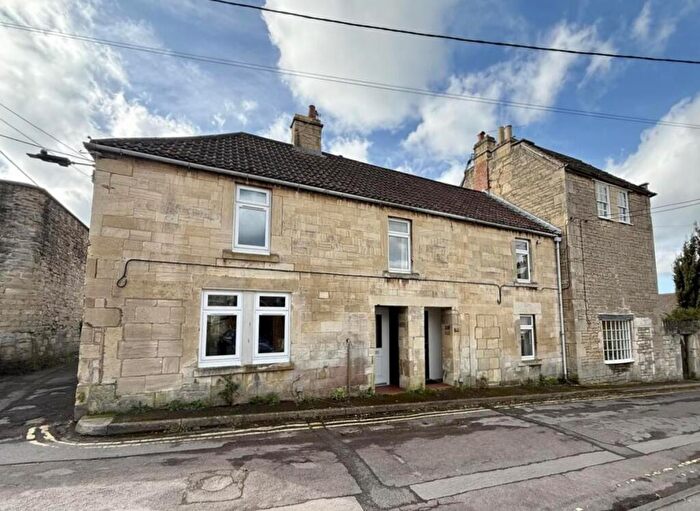 4 Bedroom Semi Detached House For Sale In St. Margarets Hill, Bradford-On-Avon, BA15