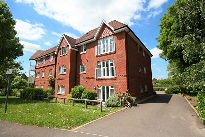 2 Bedroom Apartment To Rent In Hurst Court, Horsham, RH12