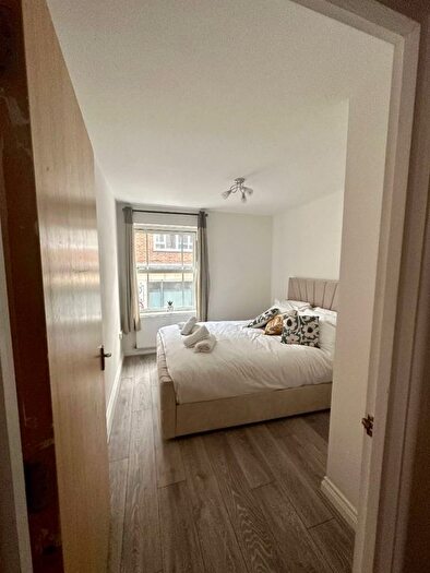 2 Bedroom Flat To Rent In Pelham Road, Southsea, PO5