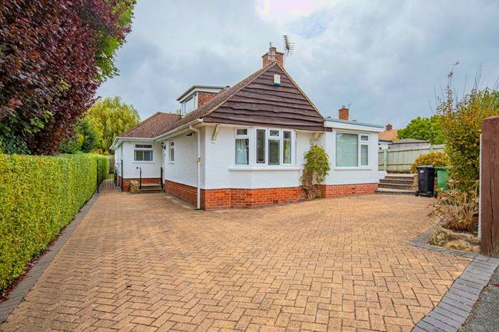 3 Bedroom Detached Bungalow To Rent In Highfield Road, Bristol, BS31