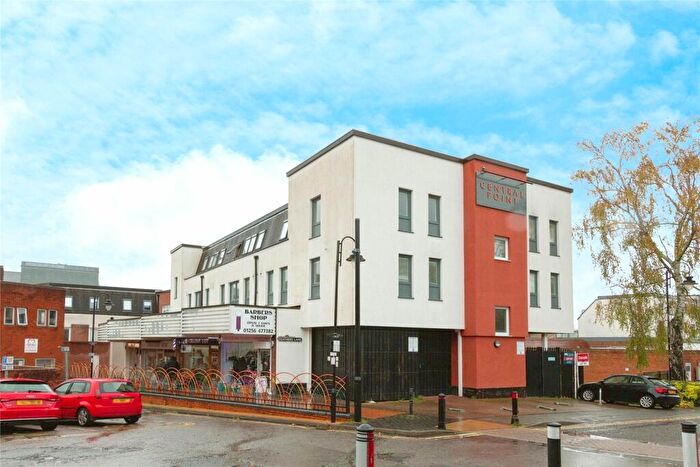 1 Bedroom Flat For Sale In Central Point, Feathers Lane, Basingstoke, Hampshire, RG21
