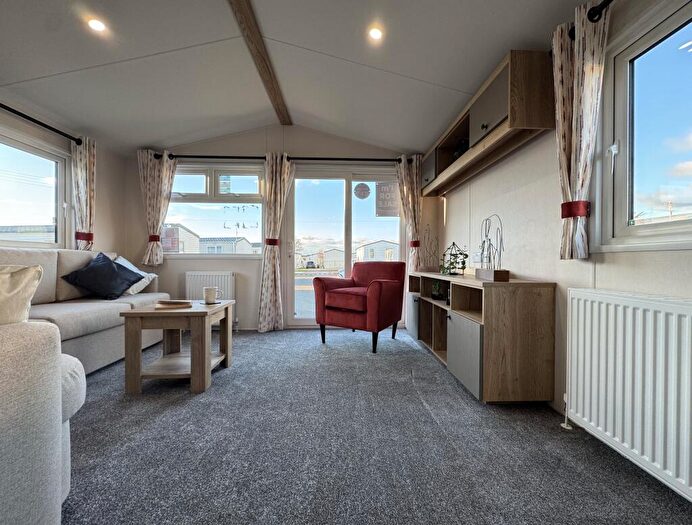 2 Bedroom Caravan For Sale In Two Bedroom Willerby Rio, Pevensey Bay Holiday Park, Pevensey Bay, Eastbourne, East Sussex, BN24