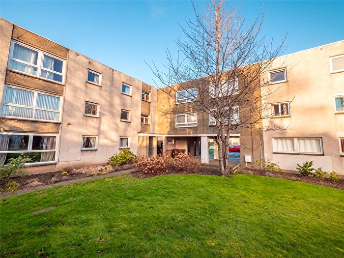 2 Bedroom Flat To Rent In Mortonhall Park Place, Edinburgh, EH17