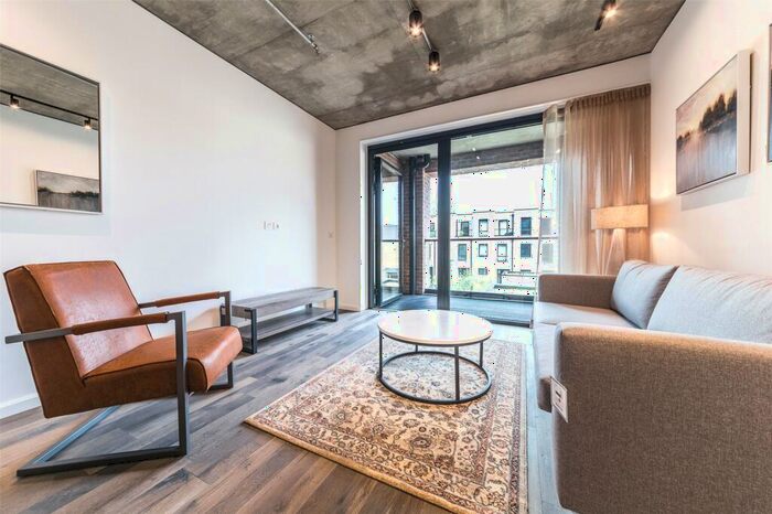 3 Bedroom Apartment To Rent In Lawrence Road, London, N15