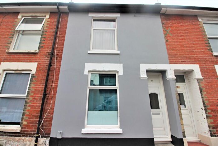 2 Bedroom Terraced House To Rent In Oxford Road, Southsea, PO5