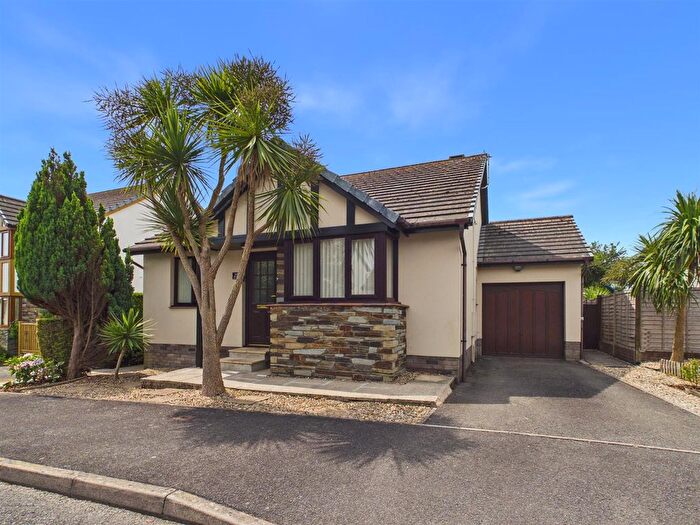 2 Bedroom Detached Bungalow For Sale In Moor Lea, Braunton, EX33