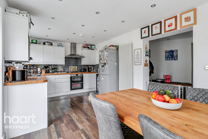 3 Bedroom Bungalow For Sale In Drake Avenue, Minster On Sea, Sheerness, ME12