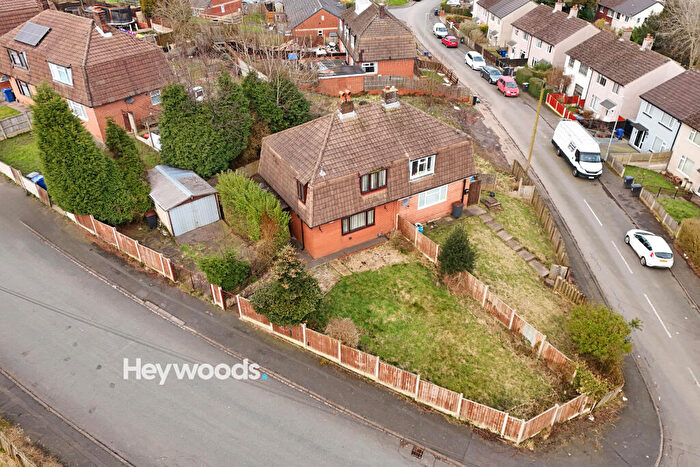 3 Bedroom Semi-Detached House For Sale In Cheddar Drive, SIlverdale, Newcastle-under-Lyme, ST5