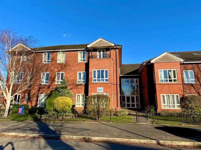 2 Bedroom Flat To Rent In Devonshire Court, Derbyshire Road South, Sale, M33