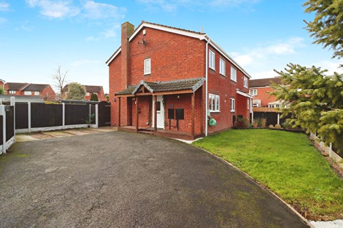 4 Bedroom Semi-Detached House For Sale In Penny Green, Worksop, S80
