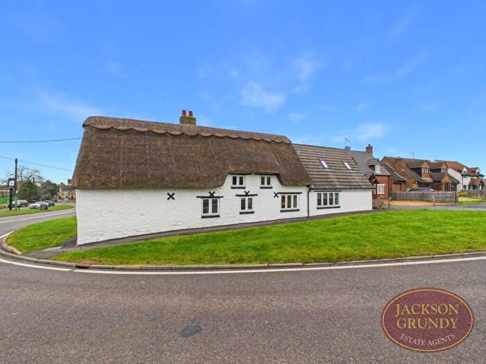 4 Bedroom Detached House For Sale In The Green, Chelveston, NN9