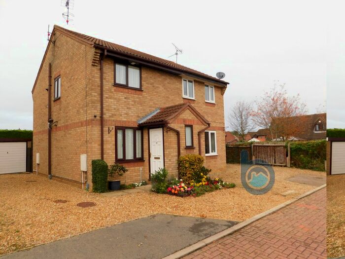 2 Bedroom Semi-Detached House To Rent In Wycliffe Grove, Werrington, Peterborough, PE4