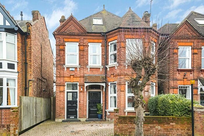 2 Bedroom Maisonette To Rent In Butler Avenue, Harrow, HA1