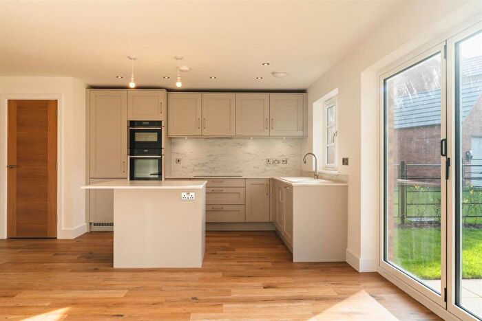 4 Bedroom Semi-Detached House For Sale In Brook Lane, Wessington, DE55