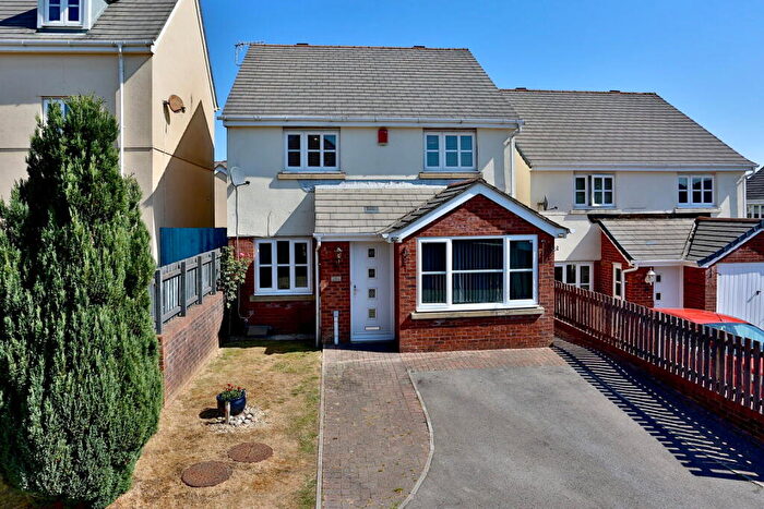 3 Bedroom Detached House For Sale In Lakeside Way, Nantyglo, Ebbw Vale, Blaenau Gwent, NP23
