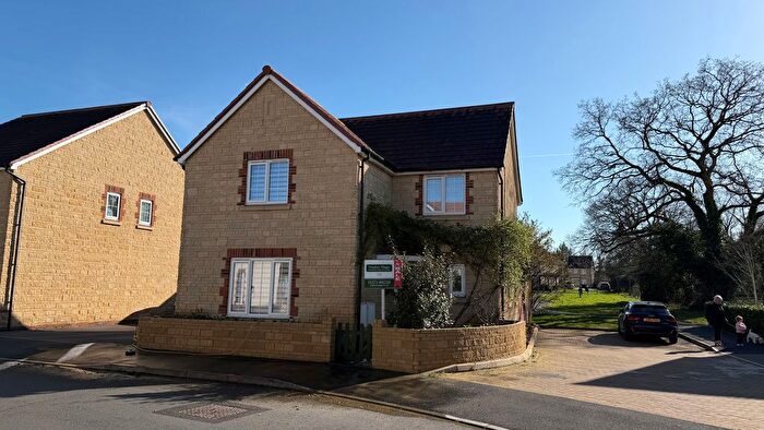 4 Bedroom Detached House For Sale In Maes Knoll Drive, Whitchurch Village, Bristol, BS14