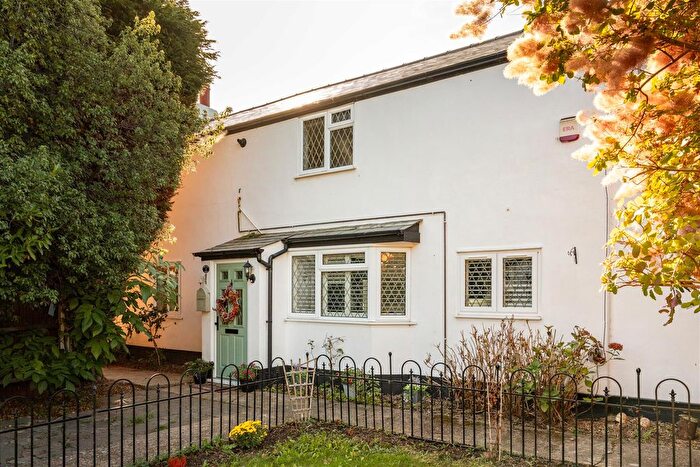 3 Bedroom Detached House For Sale In The Old Farm House, Ashford, TW15