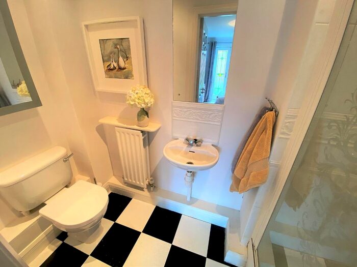 2 Bedroom Flat To Rent In Olive Shapley Avenue, Didsbury, M20