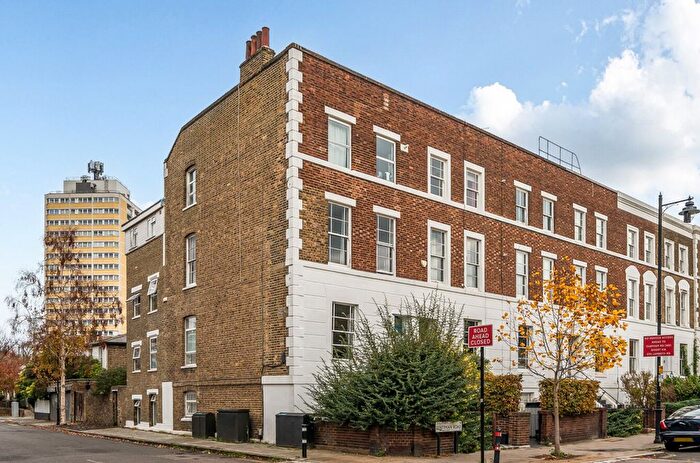 3 Bedroom Flat For Sale In Fentiman Road, London, SW8