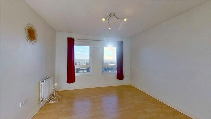 2 Bedroom Flat To Rent In St Joseph's Court, Glasgow, G21