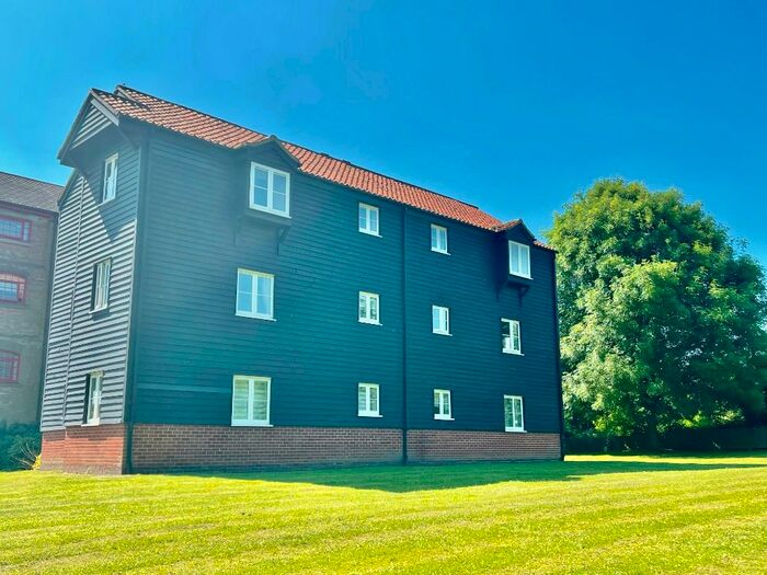 1 Bedroom Flat To Rent In Kings Meadow Court, Coggeshall Road, Kelvedon, CO5