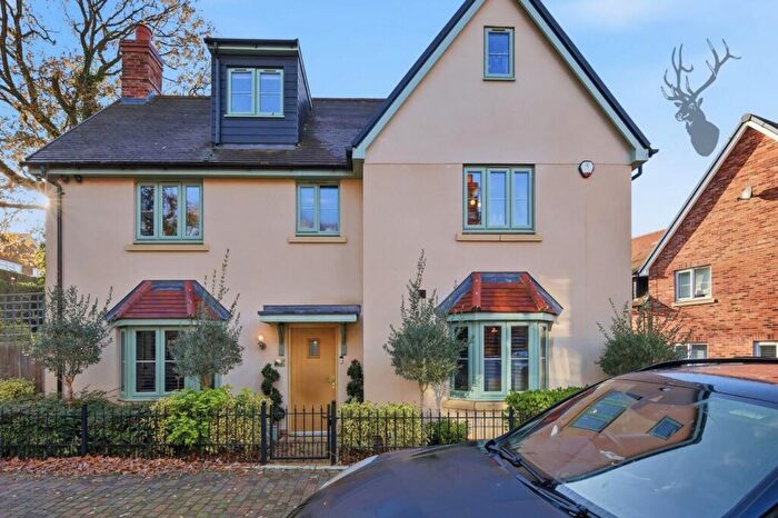 5 Bedroom Detached House For Sale In Jasmine Close, Great Warley, CM13