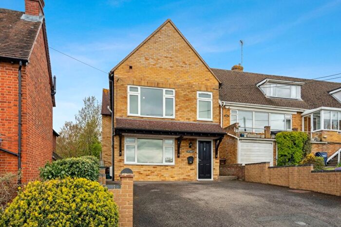 4 Bedroom Detached House To Rent In Gidley Way, Horspath, OX33