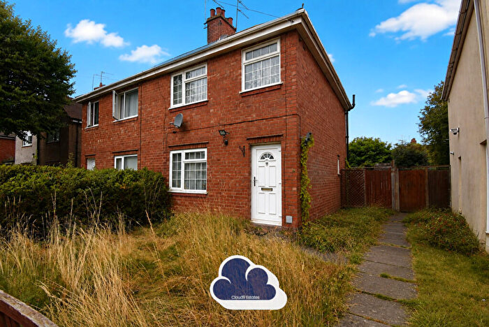 3 Bedroom Semi-Detached House For Sale In Moat House Lane, Coventry, CV4