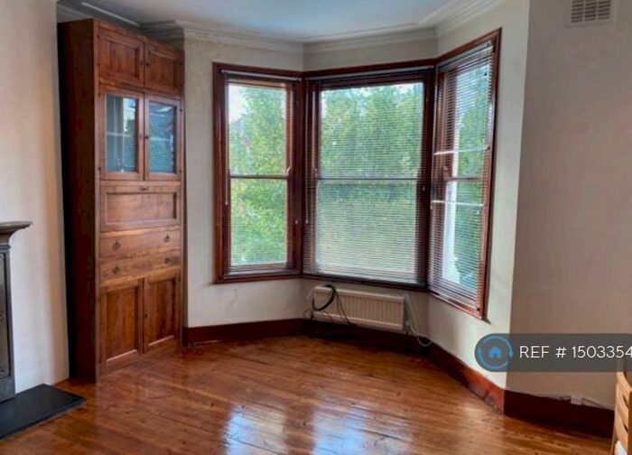 2 Bedroom Flat To Rent In Buchanan Gardens, London, NW10