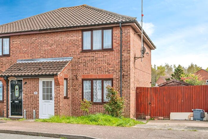 3 Bedroom Semi-Detached House For Sale In Plantation Road, North Walsham, NR28