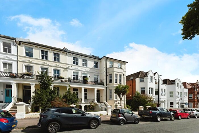 2 Bedroom Apartment For Sale In Eversfield Road, Eastbourne, BN21