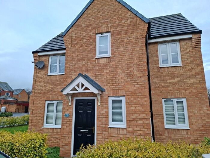 3 Bedroom Semi-Detached House To Rent In Danesly Close, Peterlee, County Durham, SR8