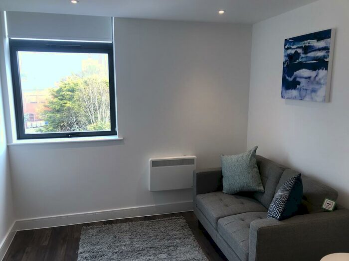 1 Bedroom Apartment To Rent In Copperbox, B17