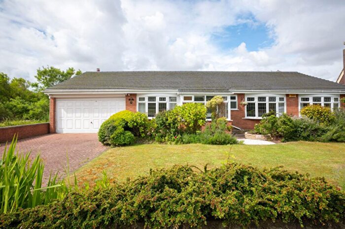 3 Bedroom Detached Bungalow For Sale In Hesketh Road, Southport, PR9